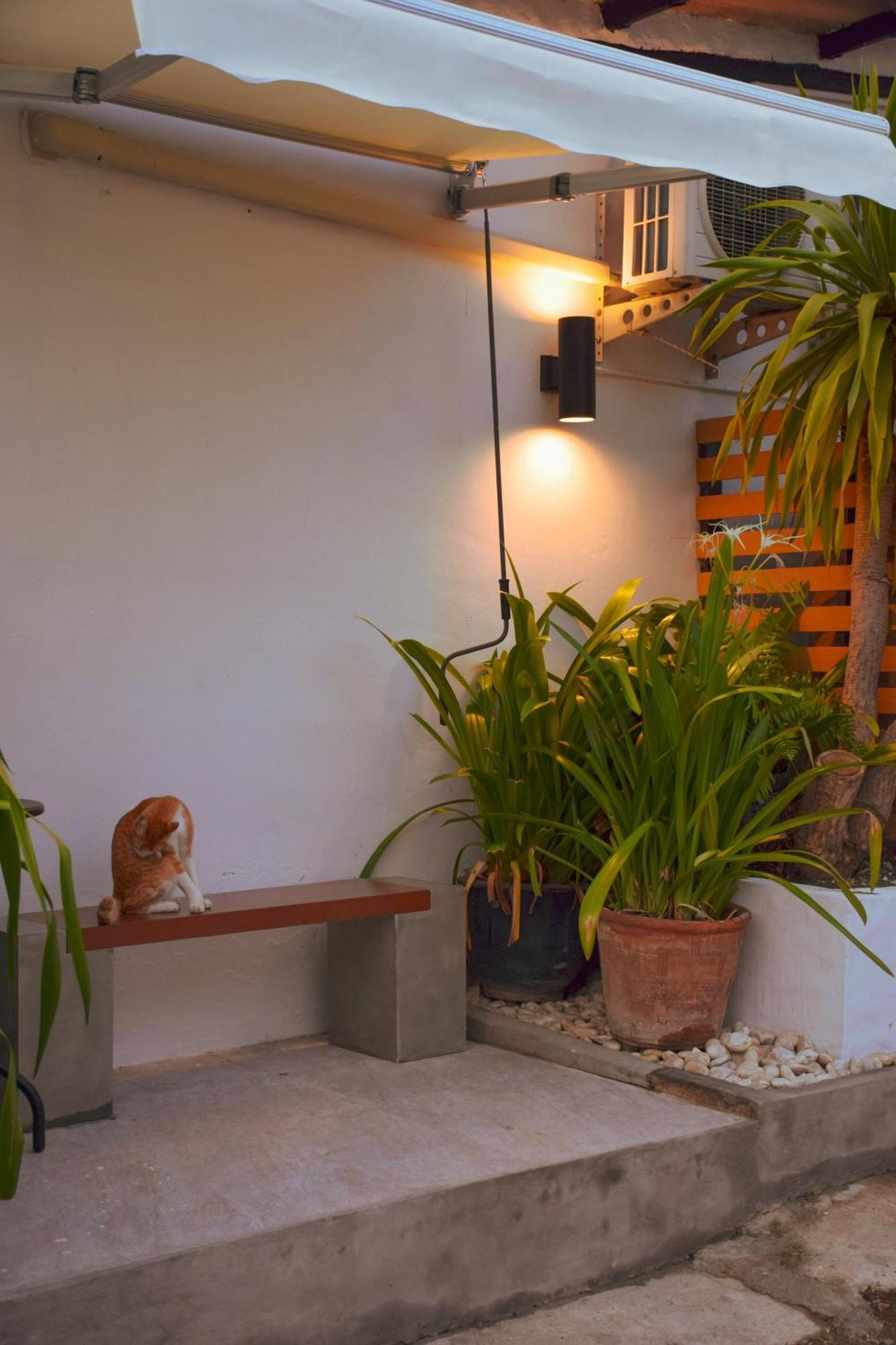 Costa Bed Hua Hin Hostel Εξωτερικό φωτογραφία