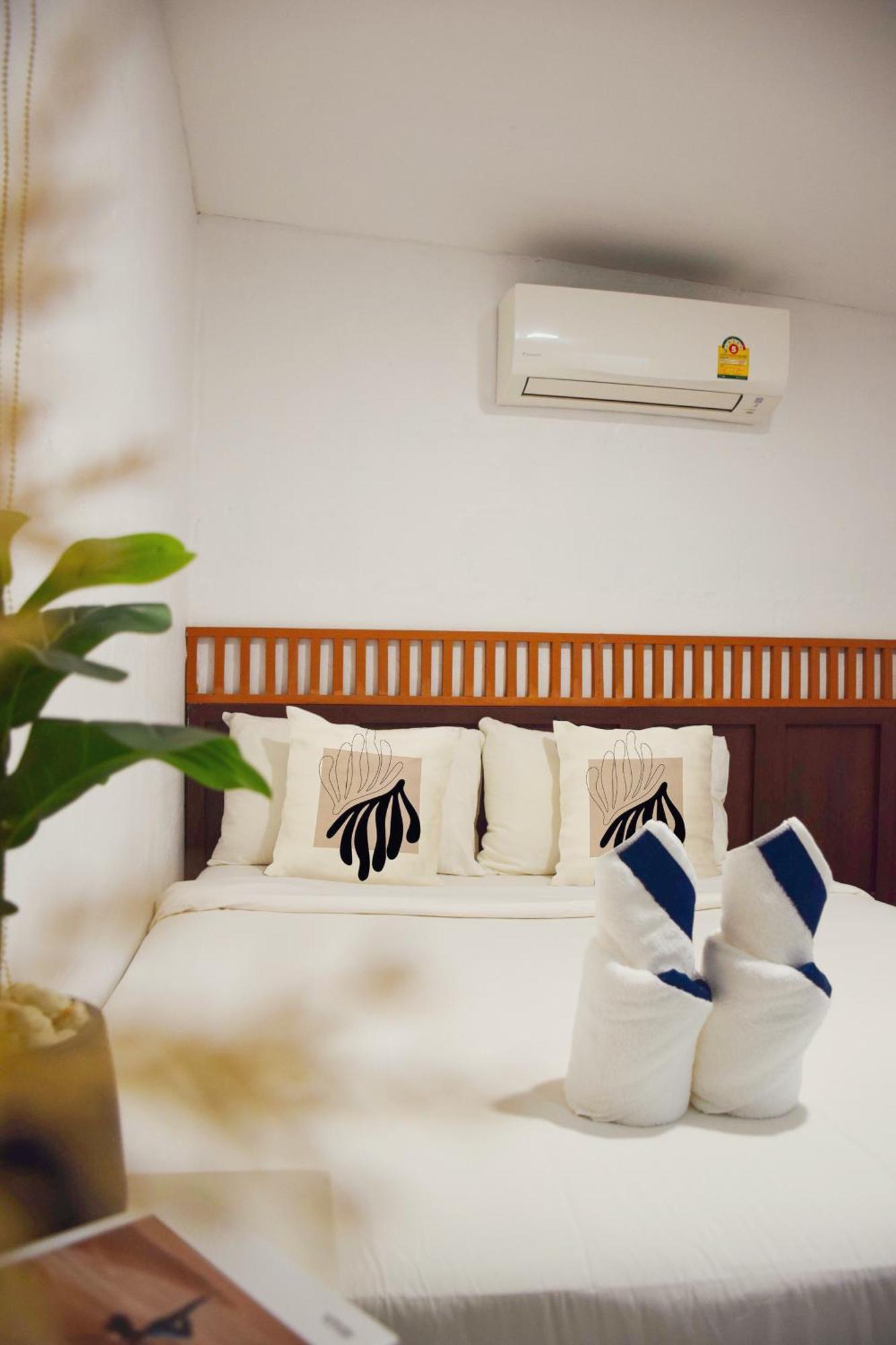 Costa Bed Hua Hin Hostel Εξωτερικό φωτογραφία